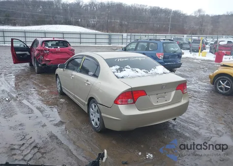 2008 Honda Civic Lx z USA, uszkodzony, nr VIN 1HGFA16548L046457